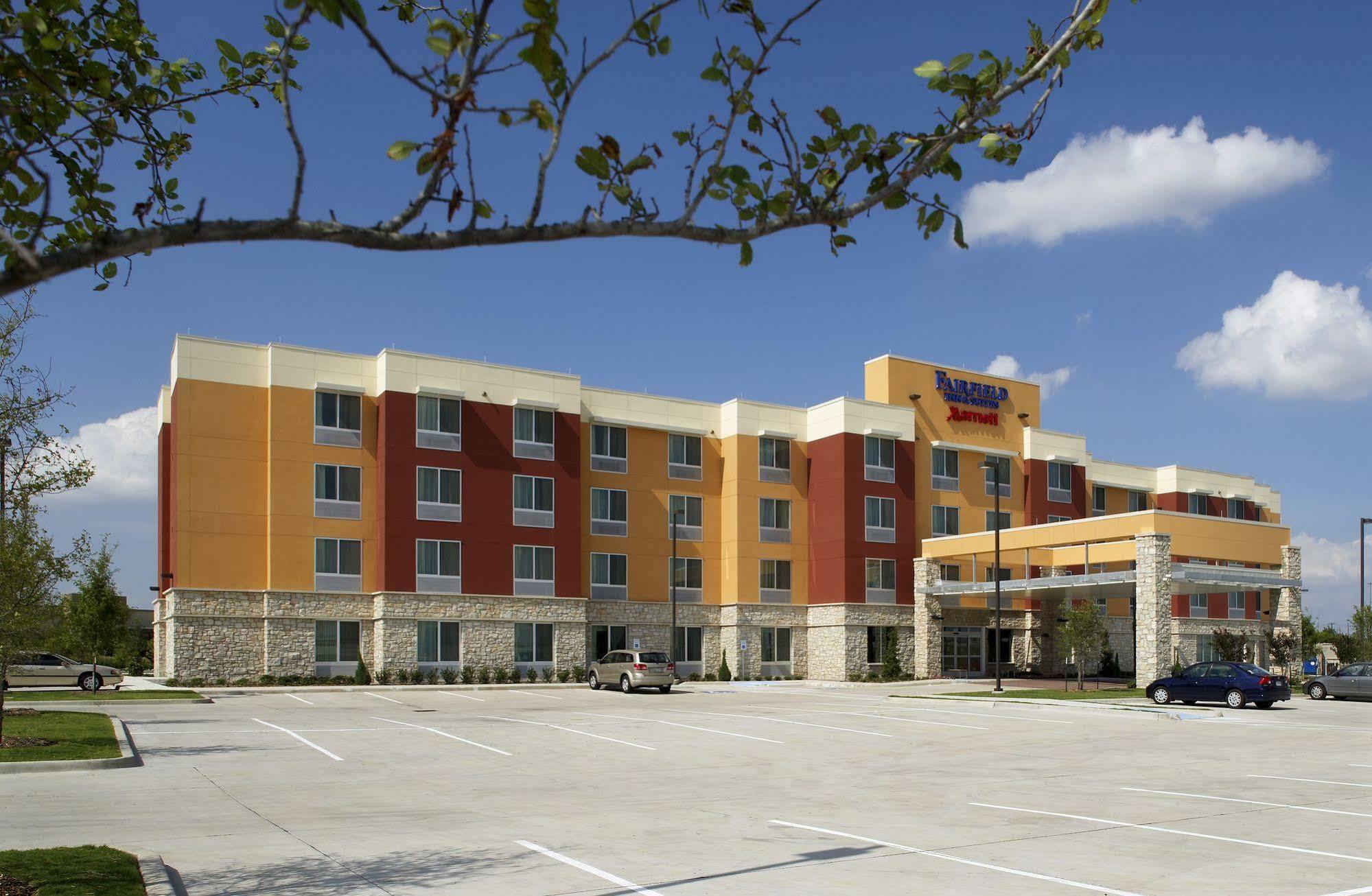 Fairfield Inn & Suites By Marriott Dallas Plano The Colony Bagian luar foto